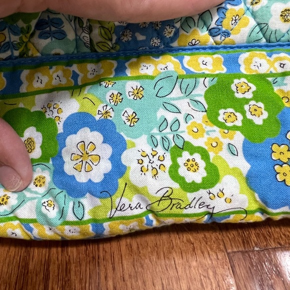 Vera Bradley purse - Picture 4 of 4